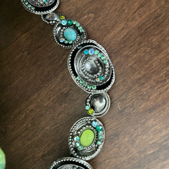 Artistic Sorrelli Vintage Handcrafted Bracelet - Picture 9 of 17